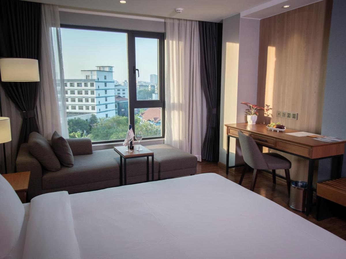Prince Hotel Yangon Exterior foto