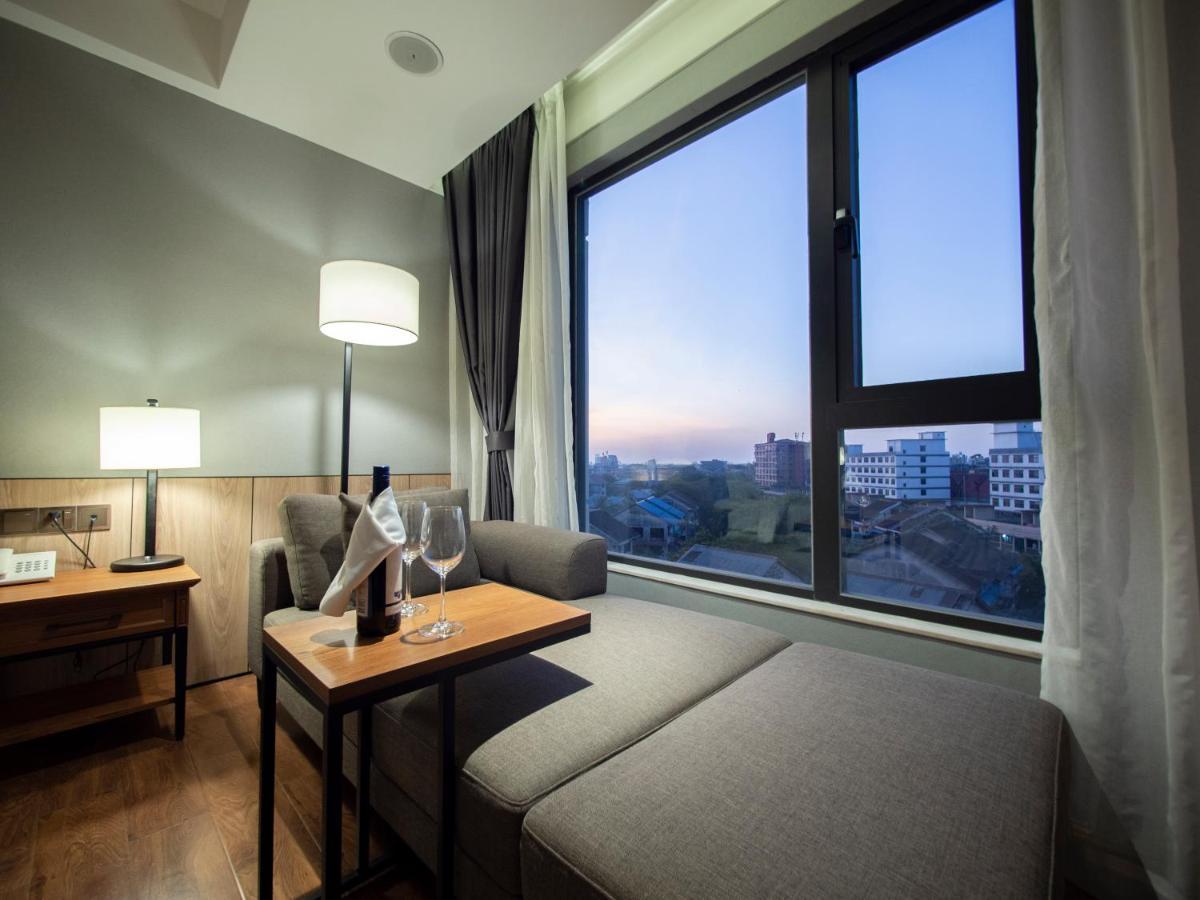 Prince Hotel Yangon Exterior foto